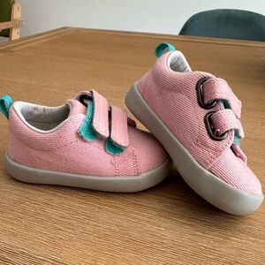 Ten Little Recycled Pink Canvas size 5.5